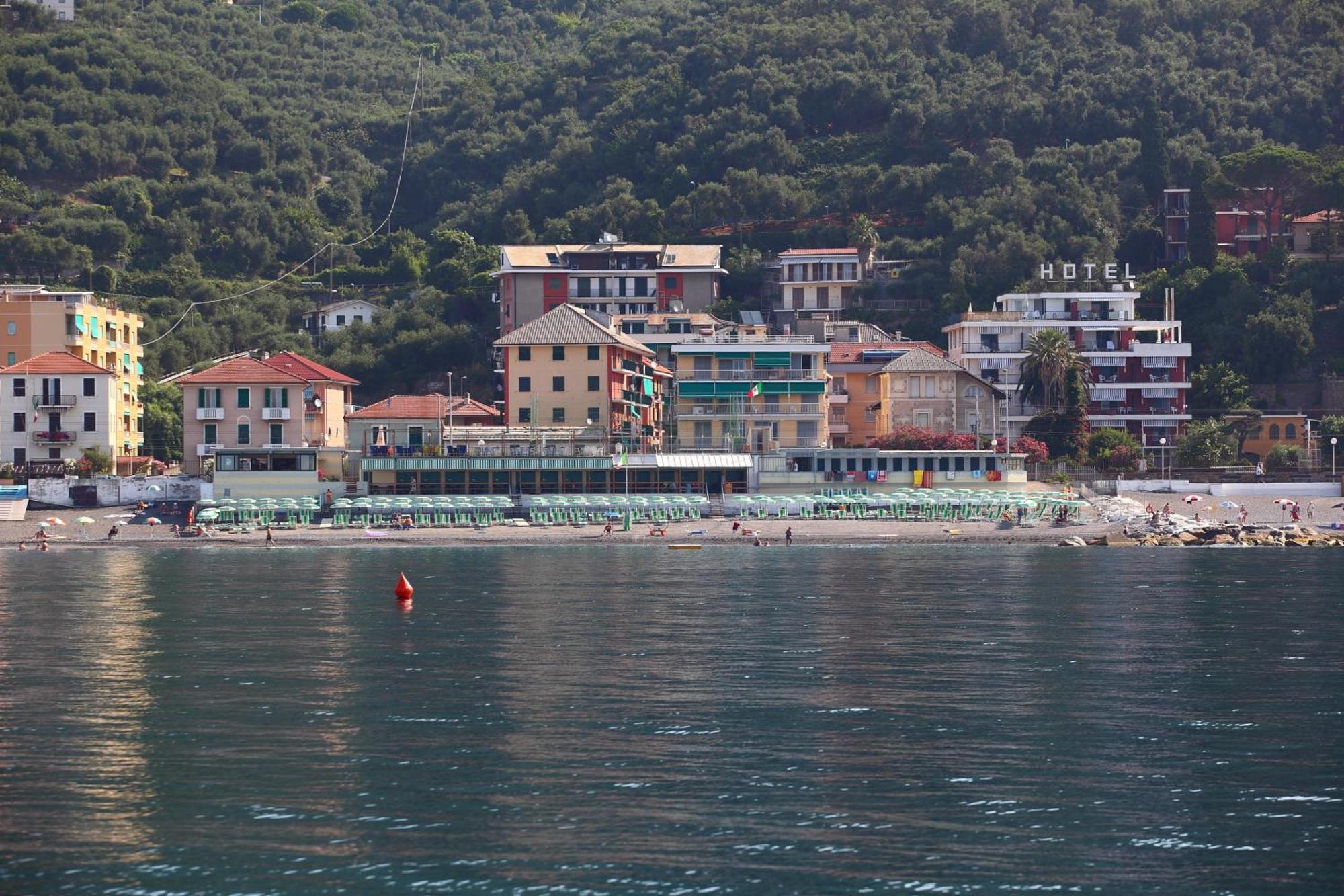 Real Park Hotel Cavi di Lavagna Zewnętrze zdjęcie